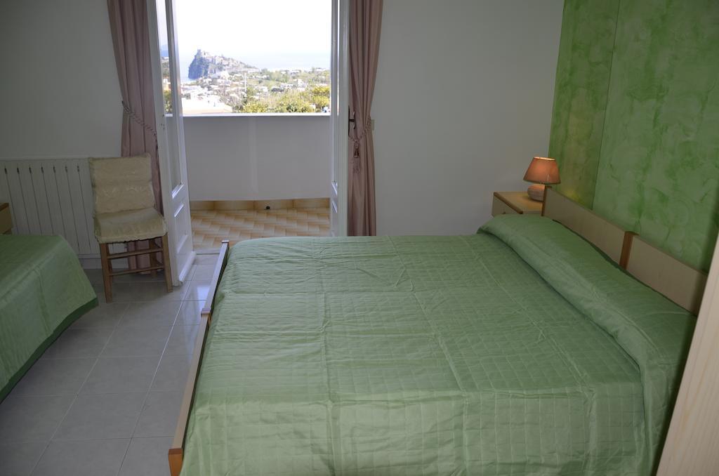 Hotel U Campagnuolo Ischia Zimmer foto